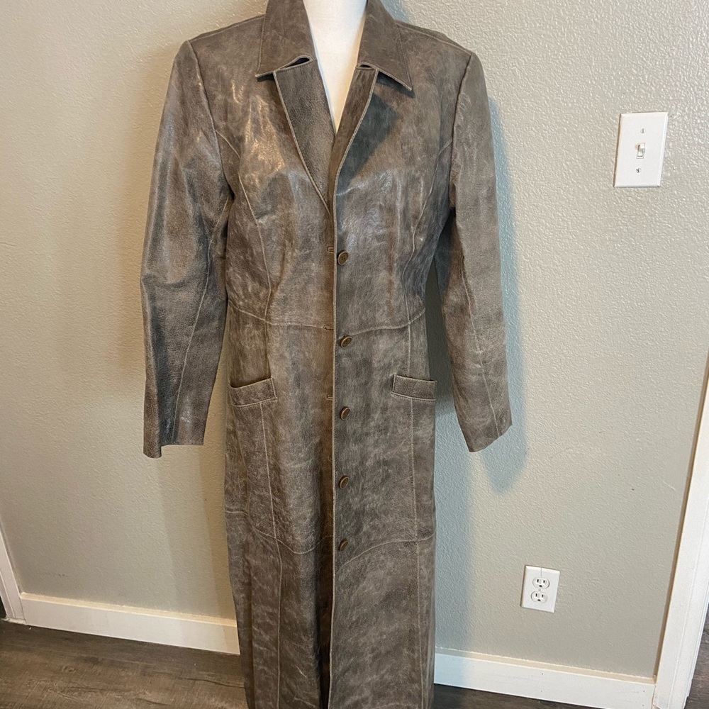Newport News ANTIQUE TAUPE LEATHER LONG